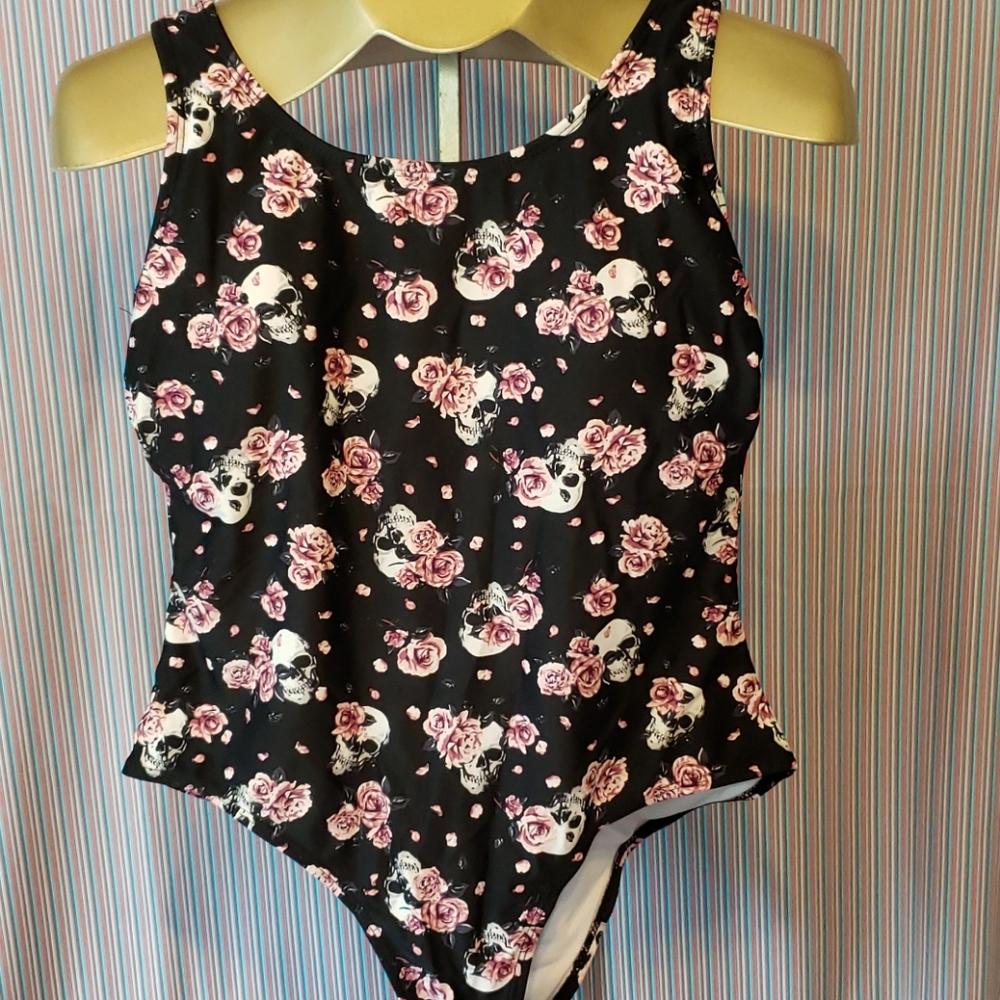 Emily B originals skull and roses one piece